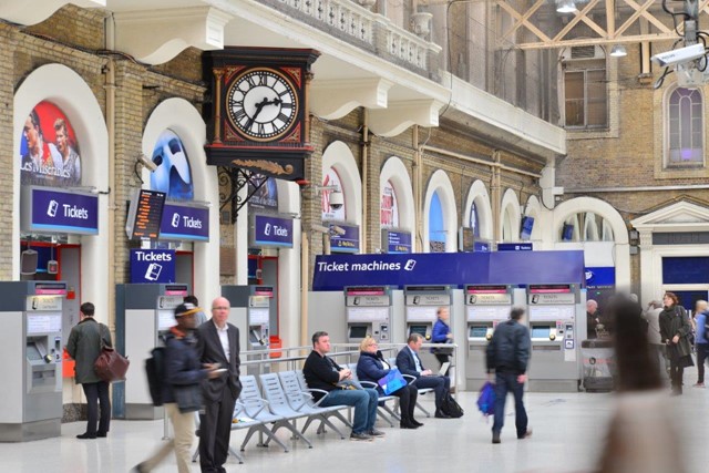 Charing Cross ticket machines