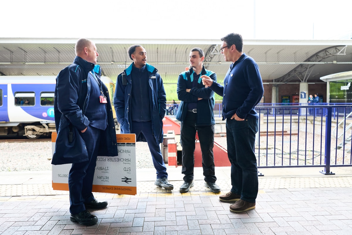 ANDY BURNHAM MANC AIRPORT TPE MAY2026 8