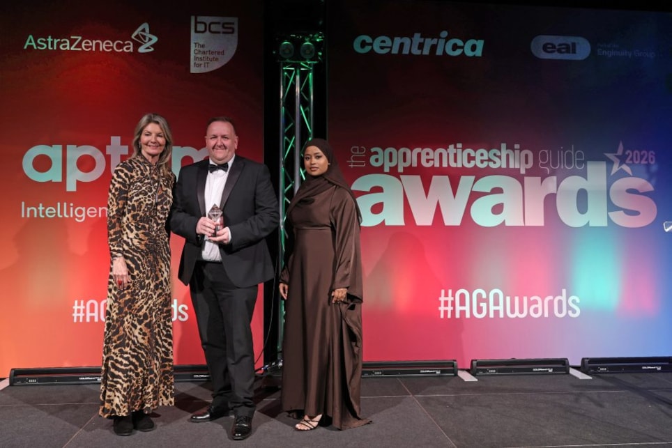 SP Electricity North West's Chris Havard, centre,
