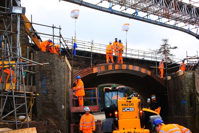 Old Lodge Lane bridge: The second bridge deck on Old Lodge Lane bridge was completely replaced over Christmas. The first bridge deck had already been replaced over 3-4 December 2016.