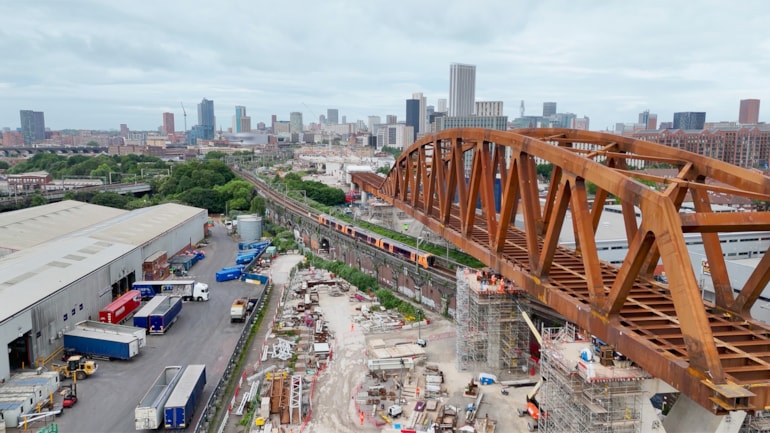 Passengers thanked after major HS2 viaduct installation over Cross City line