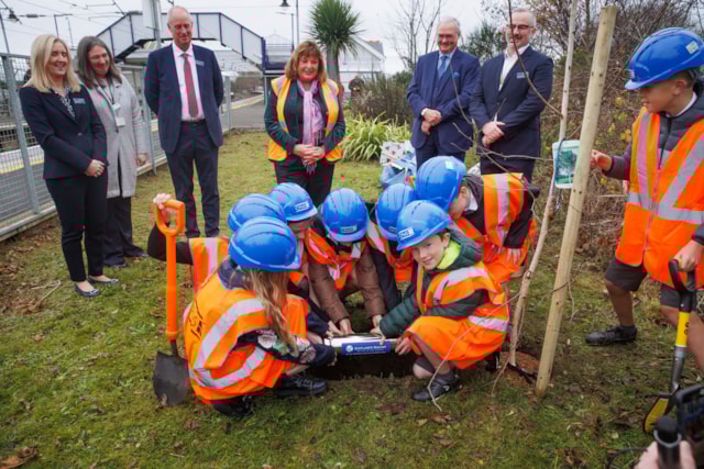 Transport Secretary marks restoration of Troon Station 13112024 (8): Transport Secretary marks restoration of Troon Station 13112024 (8)