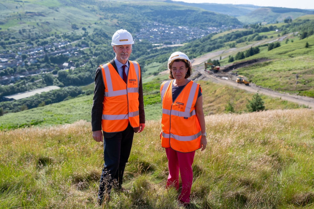 FM and DFM Visit to Tylorstown Coal Tip 18.06.25-2