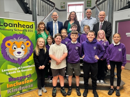 Cllrs Cowan, Ingram and Boyd with Depute Director of Education Graham McGin congratulate Loanhead Primary on their recent inspection