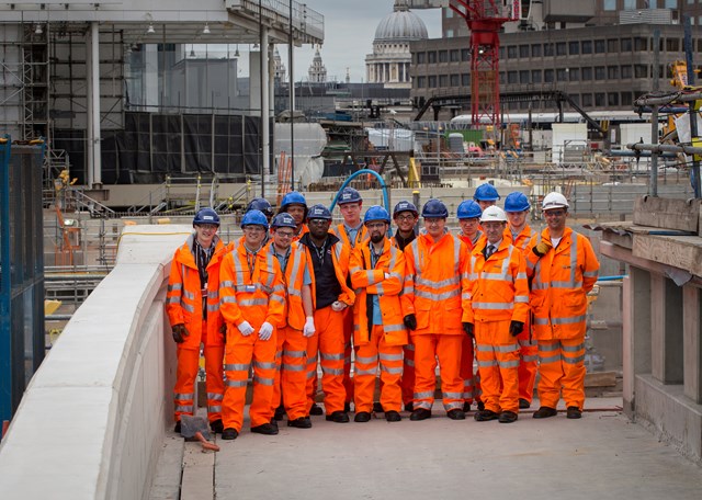 Thameslink apprentices on site