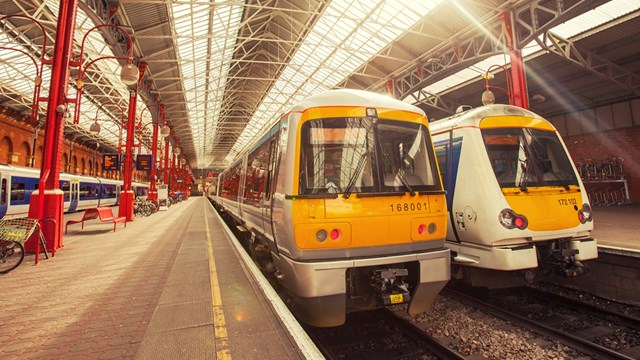 Chiltern passengers advised of weekend railway upgrades: Chiltern trains at Marylebone station stockshot - Credit Chiltern Railways