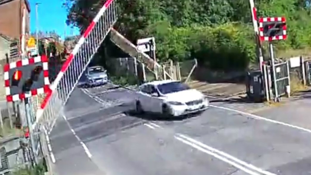 Clayton Level Crossing misuse