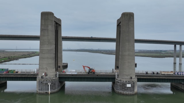 Network Rail successfully completes four major projects across Kent, East Sussex and South London as part of October half term engineering work: Kingsferry Bridge-6