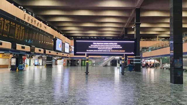 New screen from Euston concourse looking east