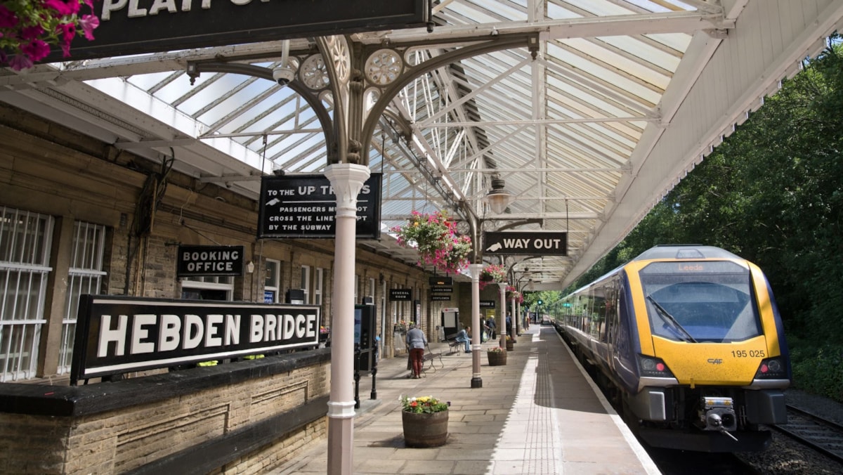 Hebden Bridge Station Northern Trains July 2022 TMNT01-2 cropped