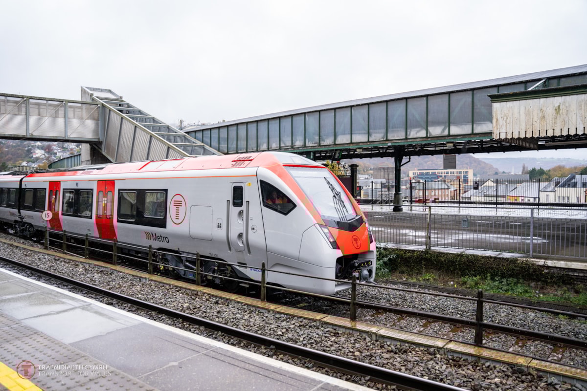 TfW 756 EiS-02 - new train in station-2