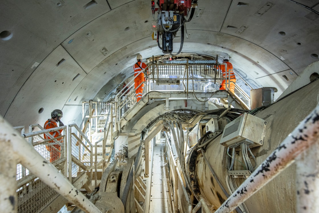 HS2 TBM Sushila installs tunnel segment for Northolt Tunnel West