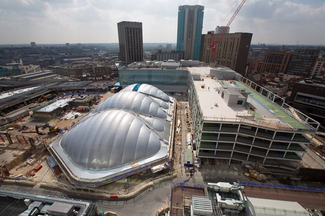 Final piece of ETFE going in at Birmingham New Street Station