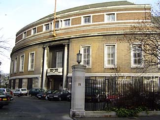 stoke_newington_municipal_offices.jpg