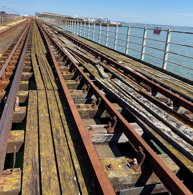 Ryde Pier - disused line to the right, currently in us line on the left: Ryde Pier - disused line to the right, currently in us line on the left