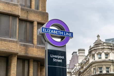 Elizabeth line roundel - Livepool Street
