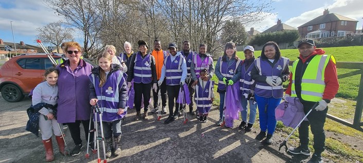 ‘Leeds Goes Purple’ makes an impact in the fight against litter: LGP 2023 - Beeston Womblers South Leeds (002)