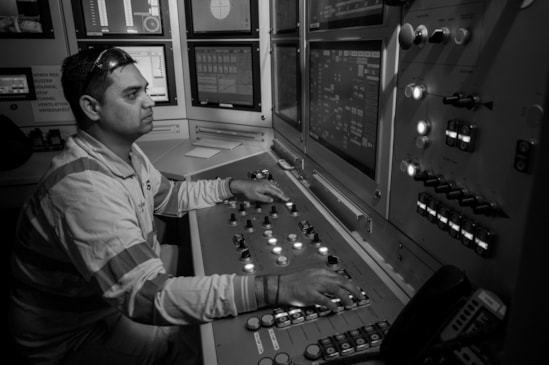 Pilot Harsh, skilfully navigates the tunnel boring machine under the River Tame