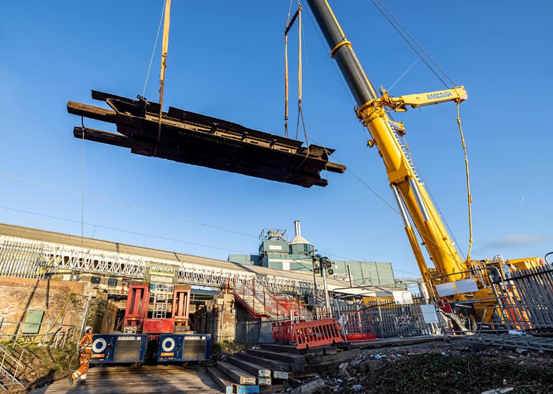 A 750T crane used to remove and replace bridges at Warrington Bank Quay