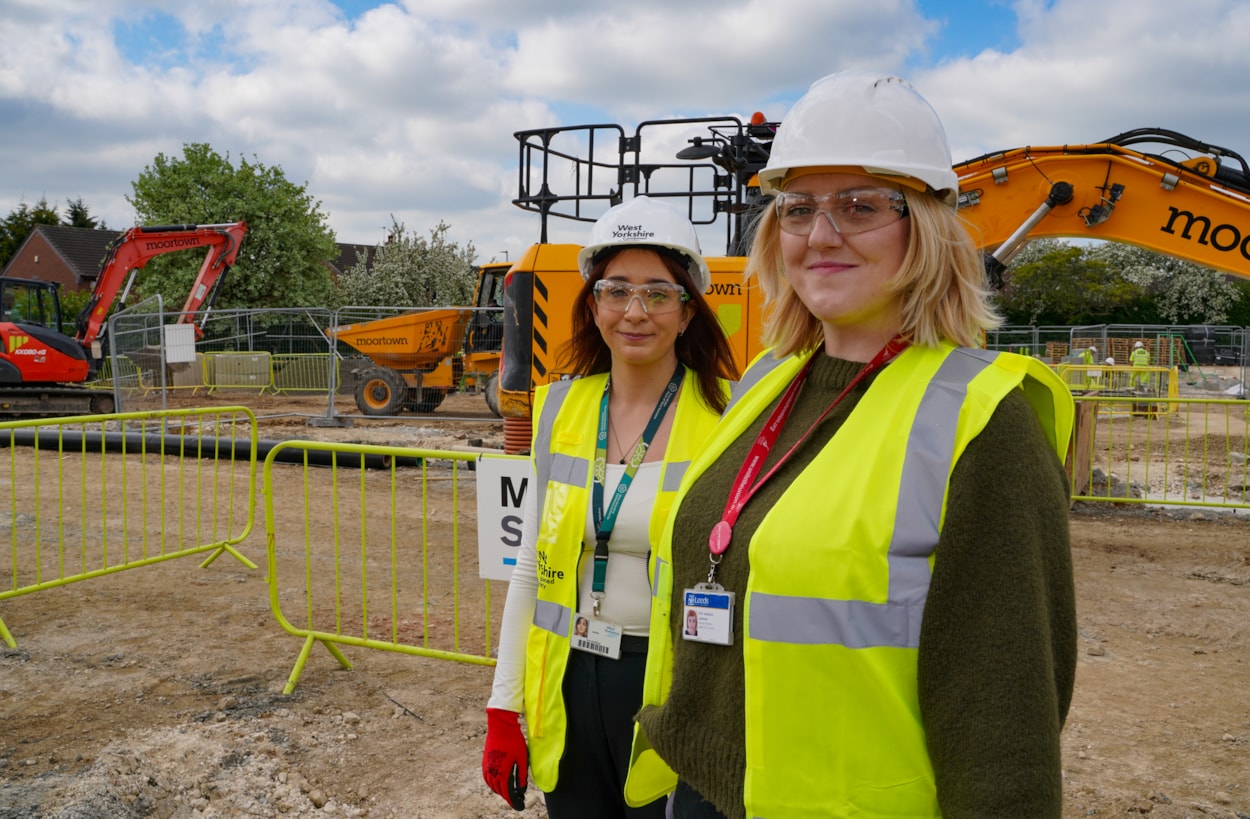 Middlecross 2: Zoe Griffiths (project manager for the West Yorkshire Combined Authority) and Councillor Jess Lennox (Leeds City Council’s executive member for housing) at the Middlecross site.