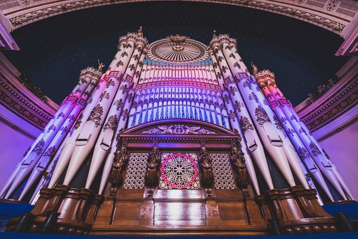 Leeds Town Hall organ: The magnificent Leeds Town Hall organ before it was deconstructed.