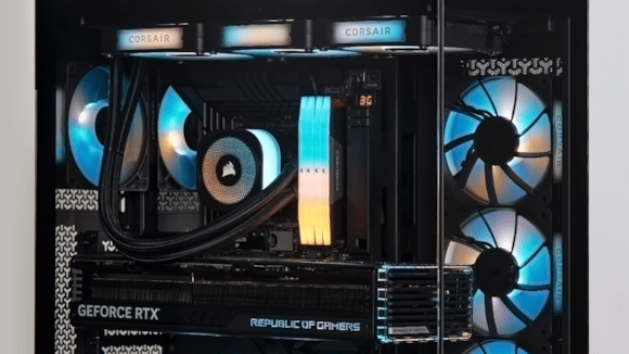 CORSAIR stellt den neuen Performance-König seiner AIO-Kühler-Reihe vor: iCUE LINK TITAN RX RGB: TITAN RX RGB PR Image01