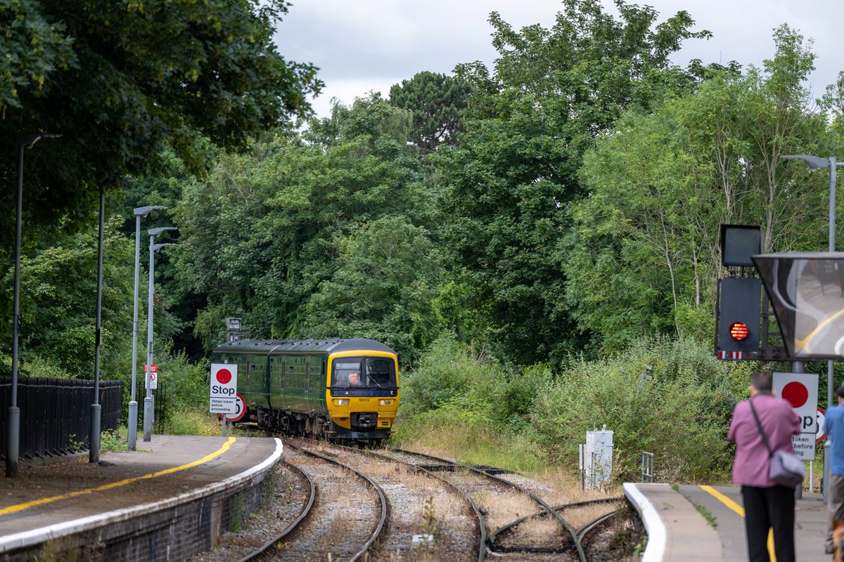 SWNS GWR BOURNE END STATION 34