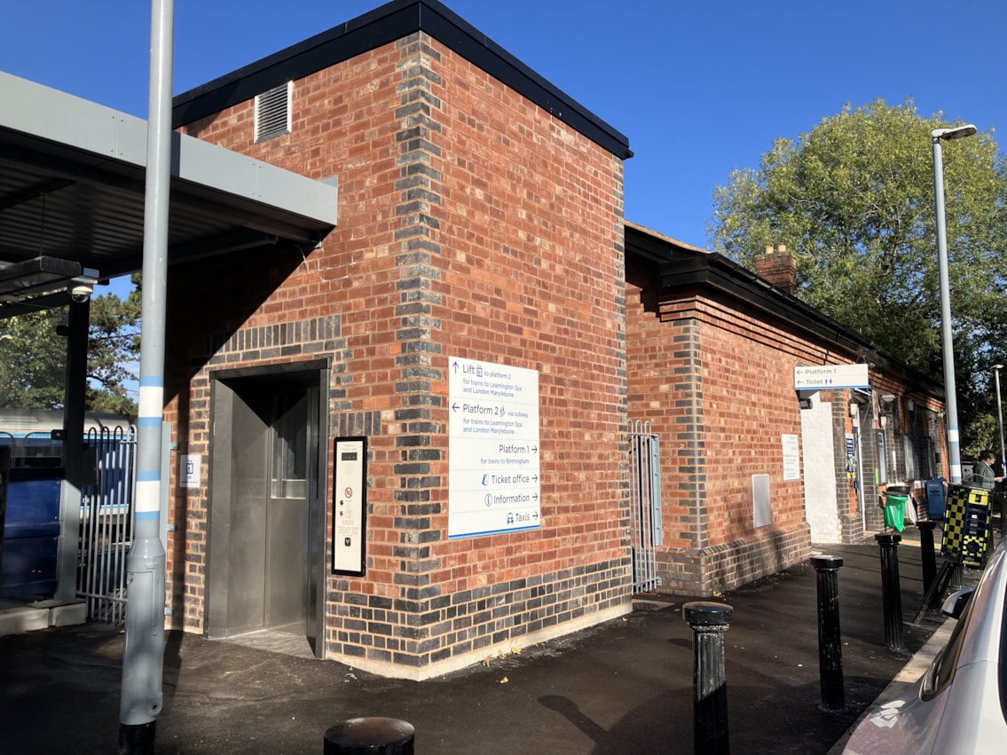 New lift on platform 1 at Warwick station