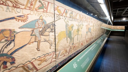 Bayeux Gallery
