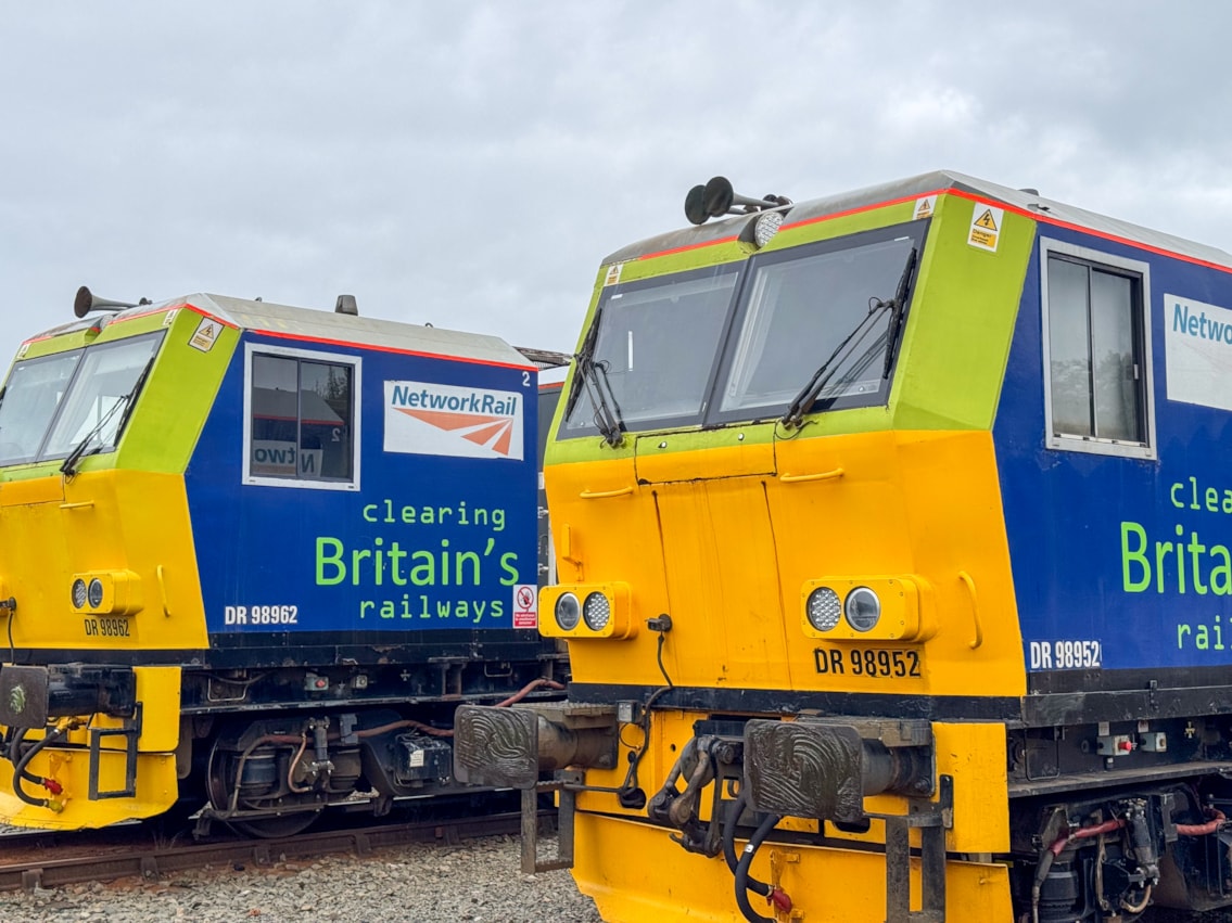Leafbuster trains at Wigan depot-3