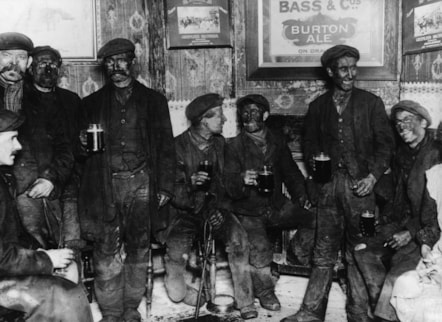 Coal strike colliers in Cwmbach - by permission of Amgueddfa Cymru - Museum Wales
