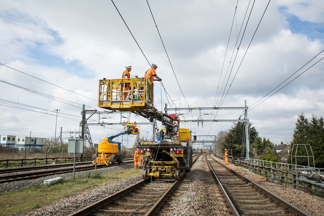 Chadwell Heath - overhead line upgrades Easter 2015 03