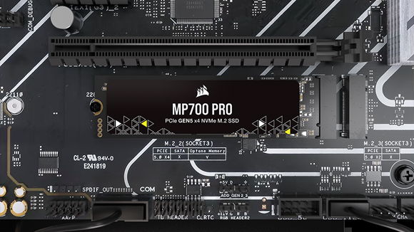 CORSAIR MP700 PRO M.2 PCIe 5.0 x4