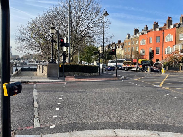 TfL Image - New pedestrian crossing at Battersea Bridge