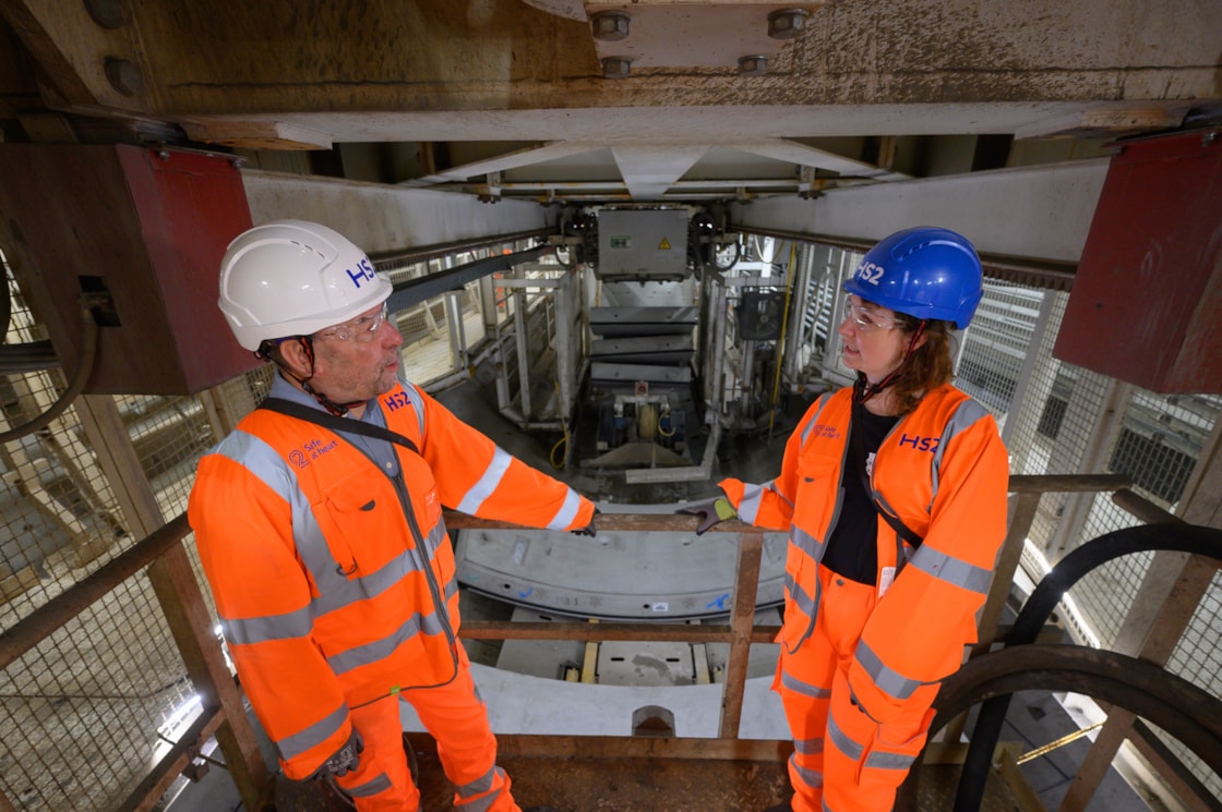 HS2 CEO Mark Wild and Director of the Brunel Museum Katherine McAlpine visit TBM constructing the Euston Tunnel-2
