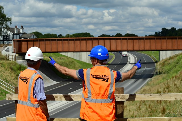 A6MARR Overbridge, Poynton - with engineers briefing