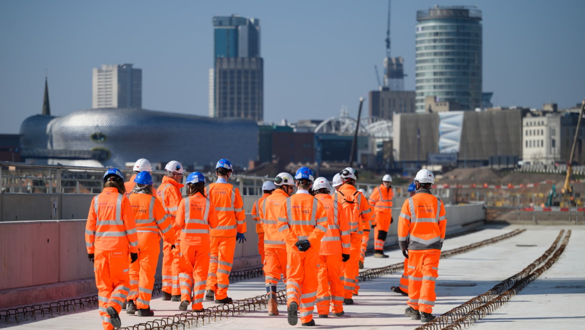 HS2 launches new apprenticeship pathway for the unemployed: HS2 to create more jobs for unemployed West Midlands residents
