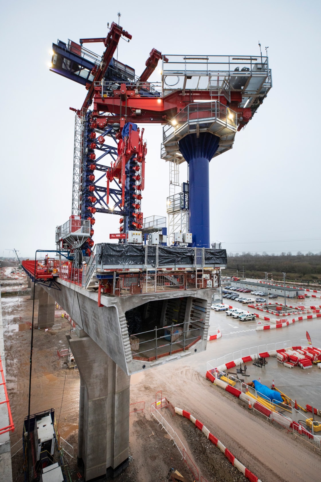 One of the single track spans under construction for the Coleshill viaducts Dec 2026