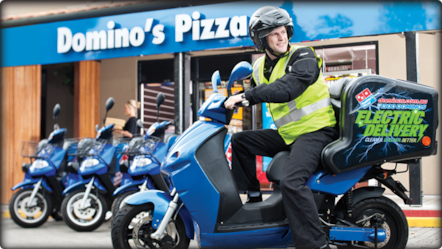 Dominoes Moped