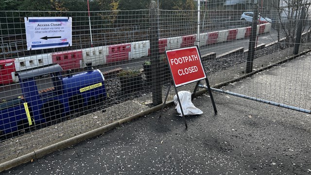 Anniesland 3: Footpath Closed sign at Anniesland station, Glasgow