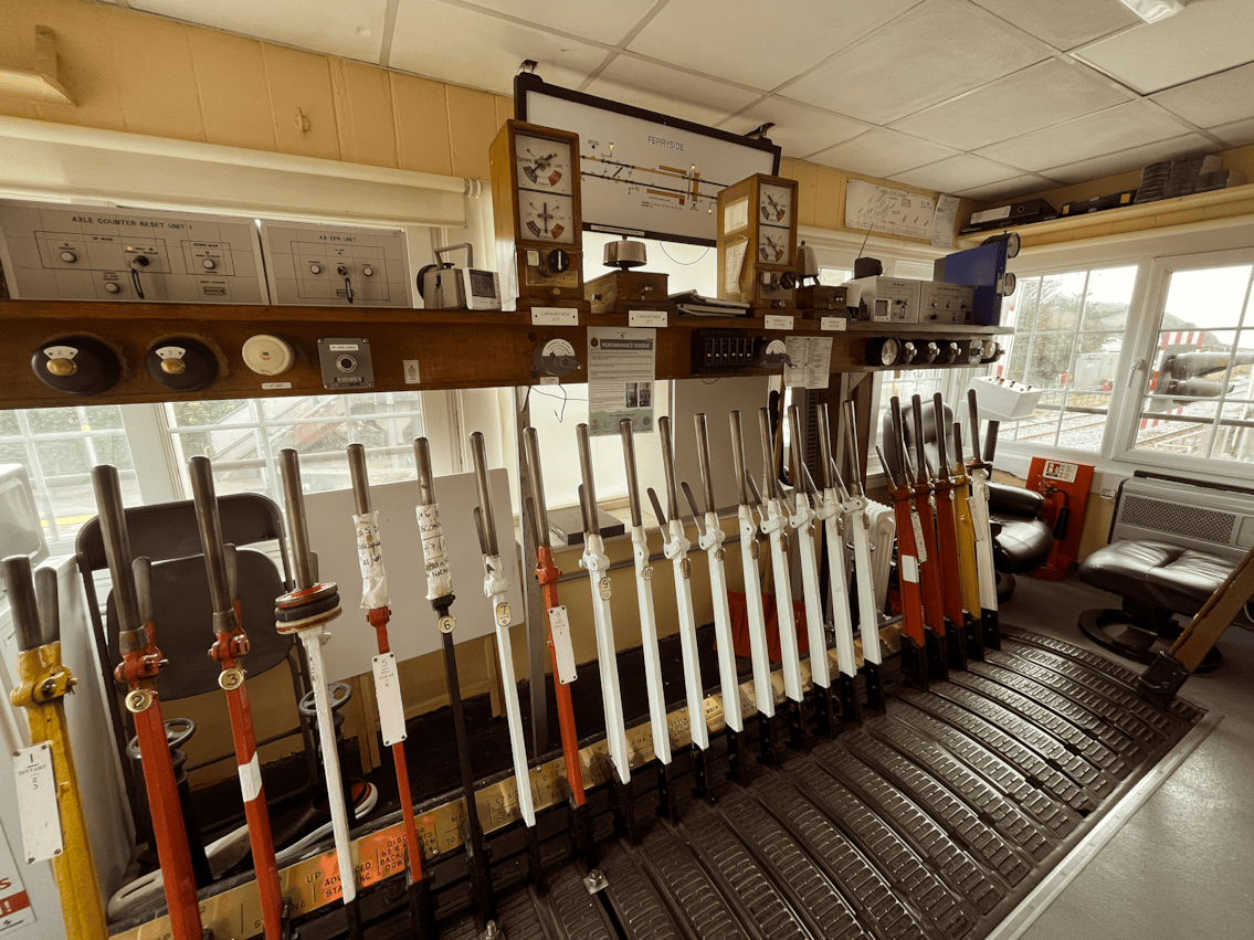 Ferryside signal box - levers-2