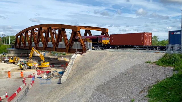 First train runs on Midlands’ newest and longest railway bridge: First train over SAS 13 bridge-2