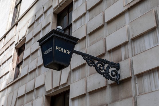 Police update notice for permission to search for relevant information on digital devices: police sign