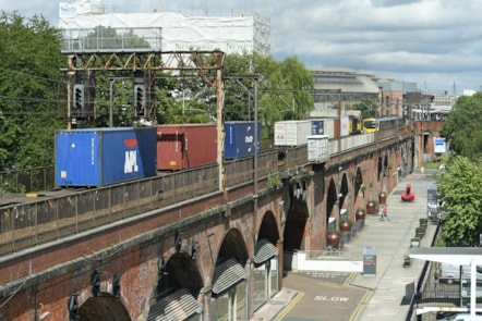 dg327155-july-2019 freight-and-passenger-trains-pass manchester-oxford-rd paul-bigland 48793065991 o 50199208876 o