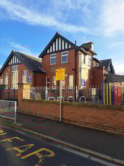 Thornton Primary School seen from the outside