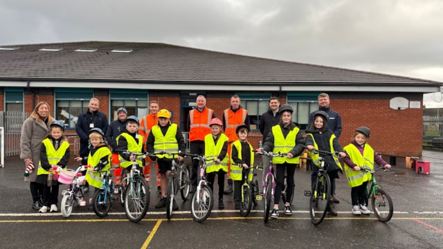 Scotland’s railway helps get kids on bikes at Kilwinning school: Blacklands Primary, Kilwinning bike handover