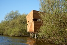 The new Phoenix Hide at Loch Leven National Nature Reserve ©Lorne Gill/NatureScot
