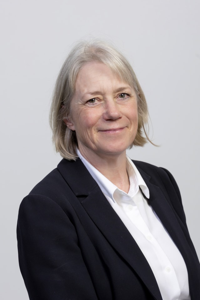 Sally Symington-3