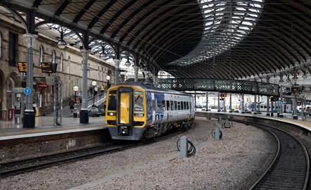 A train arrrives at Newcastle Station