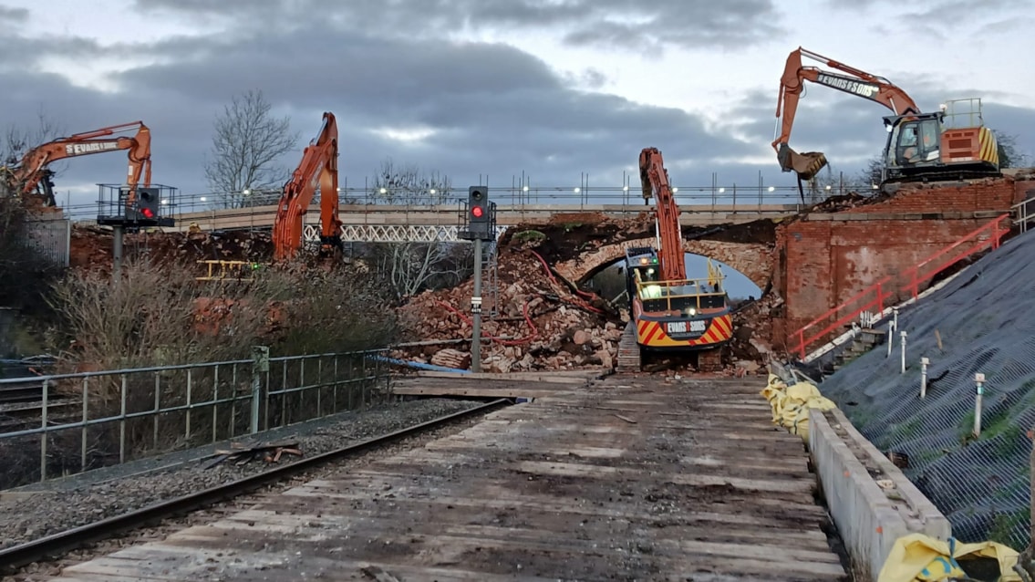 Strong progress on Kirk Hill bridge upgrade as demolition footage released: Kirk hill demolition 2